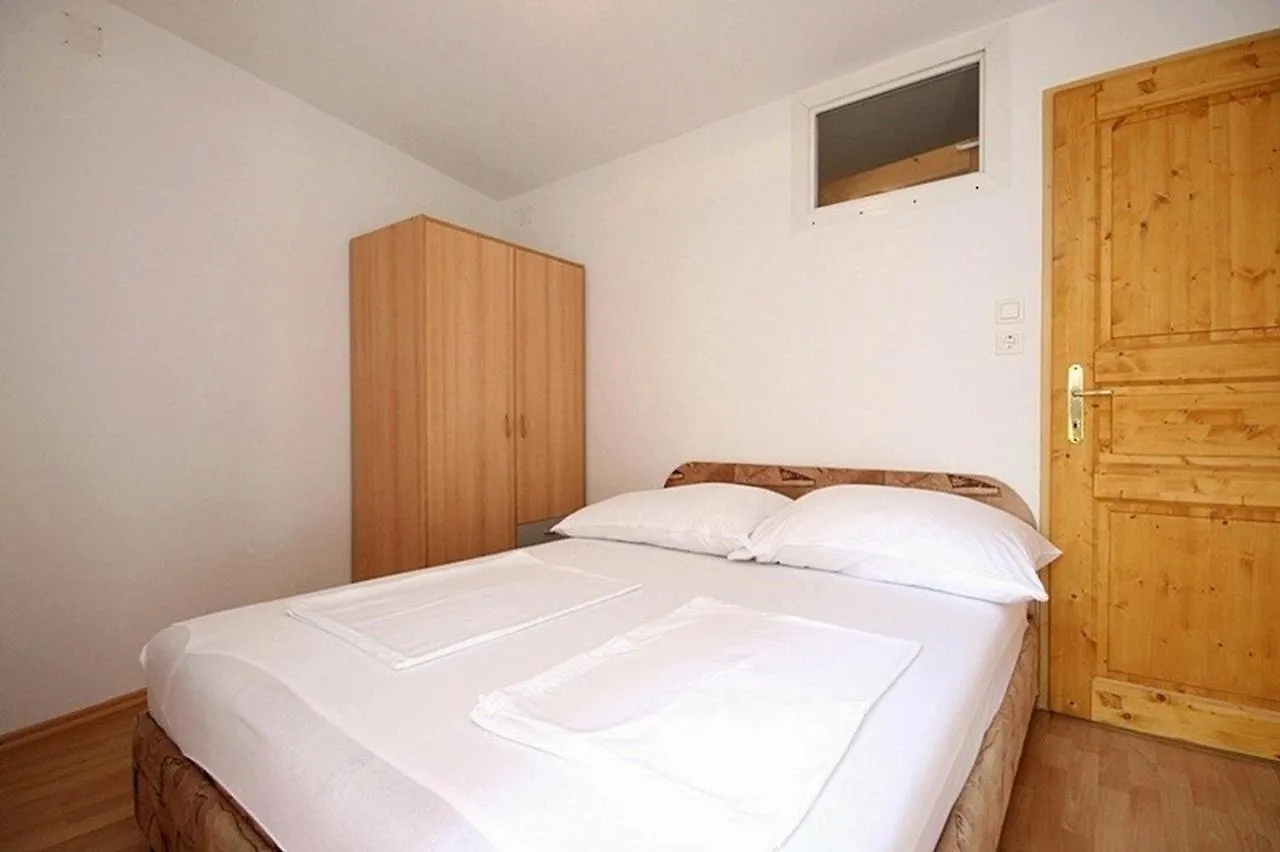 Apartments Slavko باشْكا 0*,